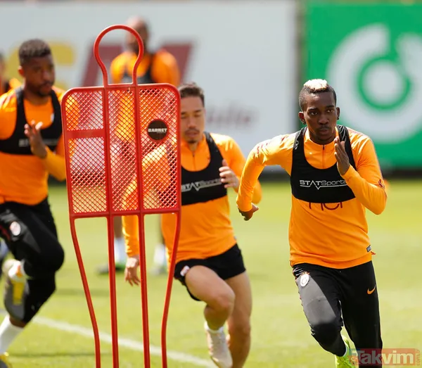 Terim'den sürpriz karar! İşte Galatasaray'ın Yeni Malatyaspor 11'i... - 6