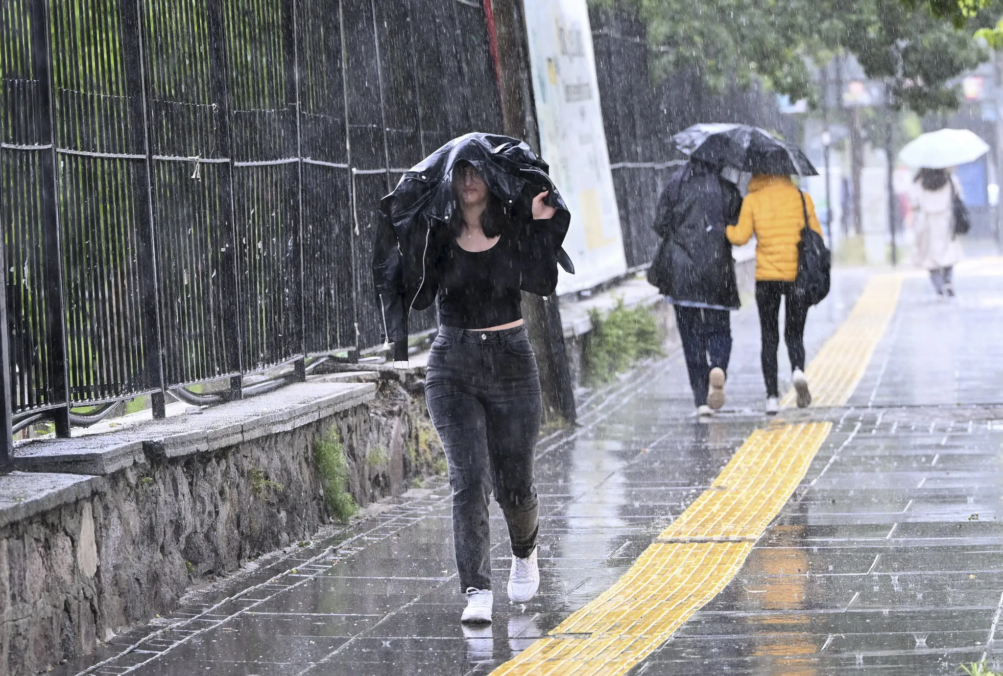 İstanbul ve Ankara dahil 12 ile alarm!