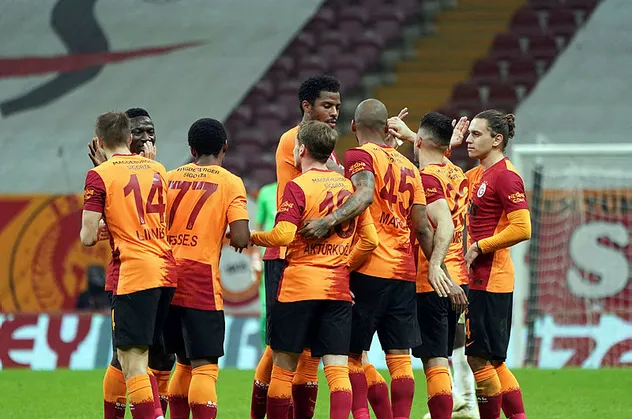 Fatih Terim üzerini çizdi! Galatasaray'ın yıldızı gözden düştü