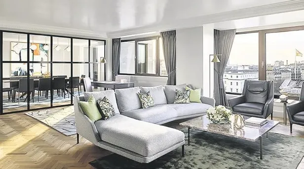 oda-ne-takvim-kilicdaroglunun-londra-seyahatini-adim-adim-takip-ediyor-1667692802472.jpeg Oda ne! TAKVİM Kılıçdaroğlu'nun Londra seyahatini adım adım takip ediyor-3