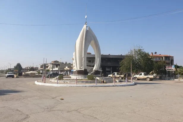 PKK/PYD'den temizlenen Rasulayn'da Milli Suriye Ordusu ve Türk bayrağı çekildi-1