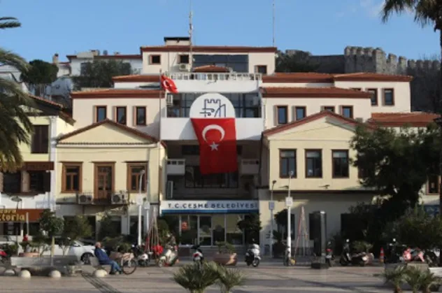 CHP'li Çeşme Belediyesi'nde 2 milyonluk vurgun! Hurdaları sattı, villa aldı