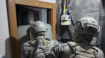 Kocaeli merkezli fuhuş operasyonu: 14 tutuklama, 18 kadın kurtarıldı