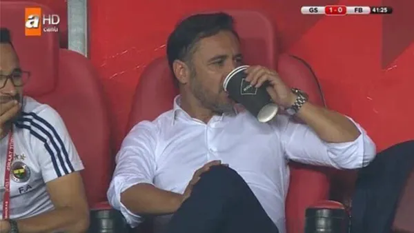 emre-belozoglunun-kufredip-kovdugu-nabil-dirar-yeniden-fenerbahcede-mi-vitor-pereira-ile-umutlandi-1625420878679.jpg Emre Belözoğlu'nun küfredip kovduğu Nabil Dirar, yeniden Fenerbahçe'de mi? Vitor Pereira ile umutlandı-5