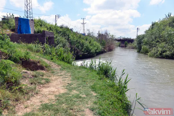 Adana'da oyun oynarken kaybolan ve haber alınamayan Suriyeli engelli Azize'nin boğulduğu kenardaki terlikten anlaşıldı - 6