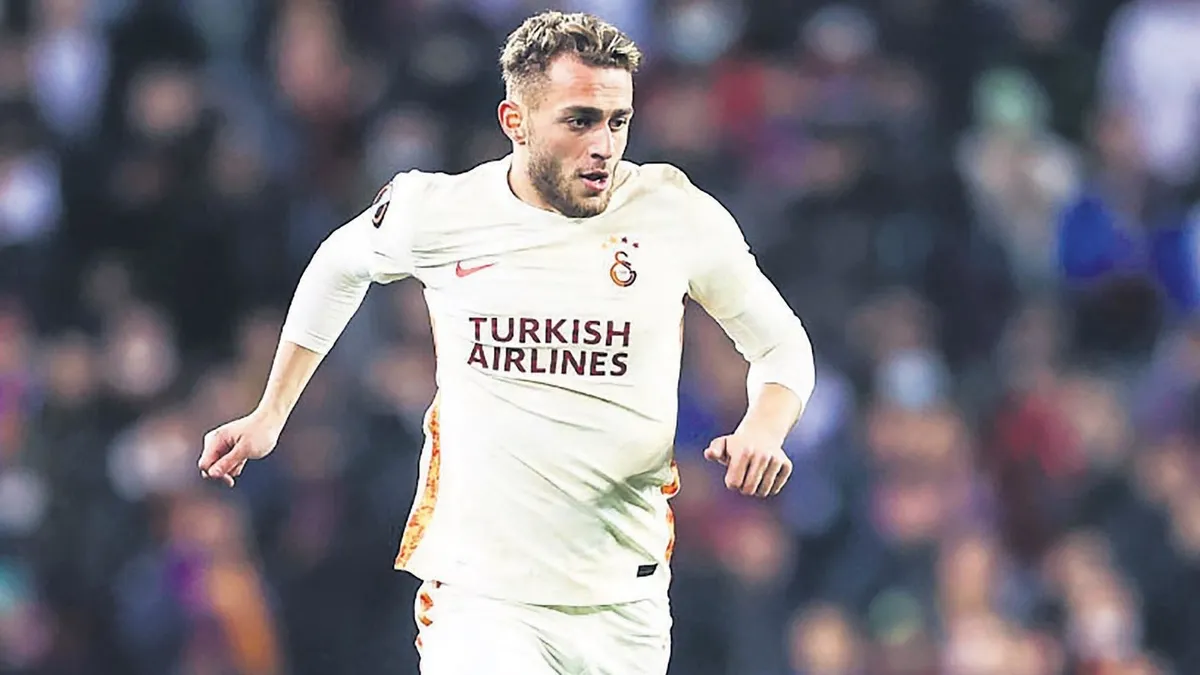 Barış Alper'e çizme kancası
