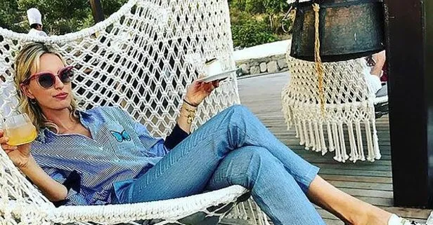 Victoria S Secret Melegi Karolina Kurkova Bodrum Sezonunu Acti Takvim
