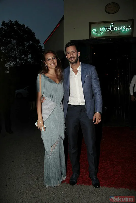 4 yıl önce evlenen çift meğer... Deliha’nın yıldızı Gupse Özay ile Barış Arduç’un arasındaki yaş farkı dikkat çekti! - 4