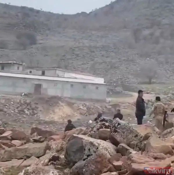 3 Ölü 5 Yaralı Bazı Araçlar Da Ateşe Verildi. Kavgada Erdal Başıbüyük, Ercan Başıbüyük Ve Ömer Yaman, Olay Yerinde Hayatını Kaybetti; Hüseyin Y., Muhammet Y.,...