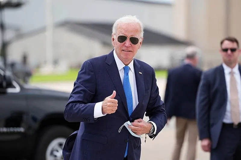 Joe Biden 6 gün sonra ilk kez görüntülendi! ABD'de gözler tarihi açıklamada: "Bu işi bitireceğim"-3