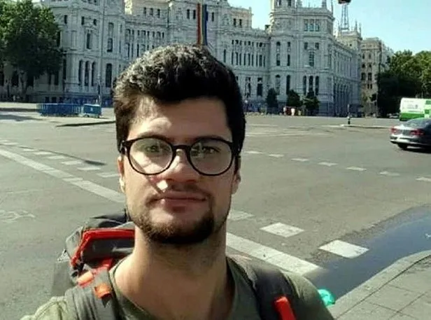 İTÃ'lü gencin öldürülme anı kamerada ile ilgili görsel sonucu