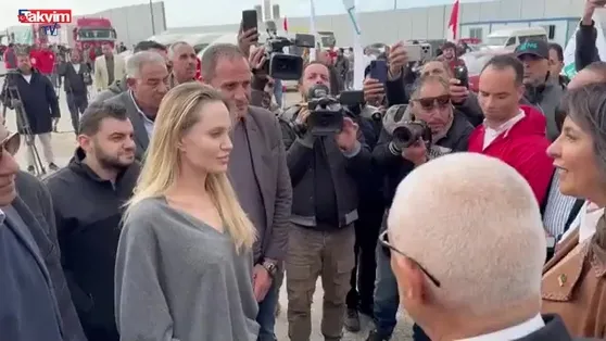 Angelina Jolie Refah’ta