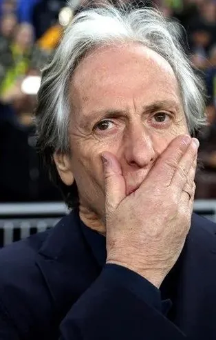 Fenerbahçe'de 4.5 saatlik kriz zirvesi