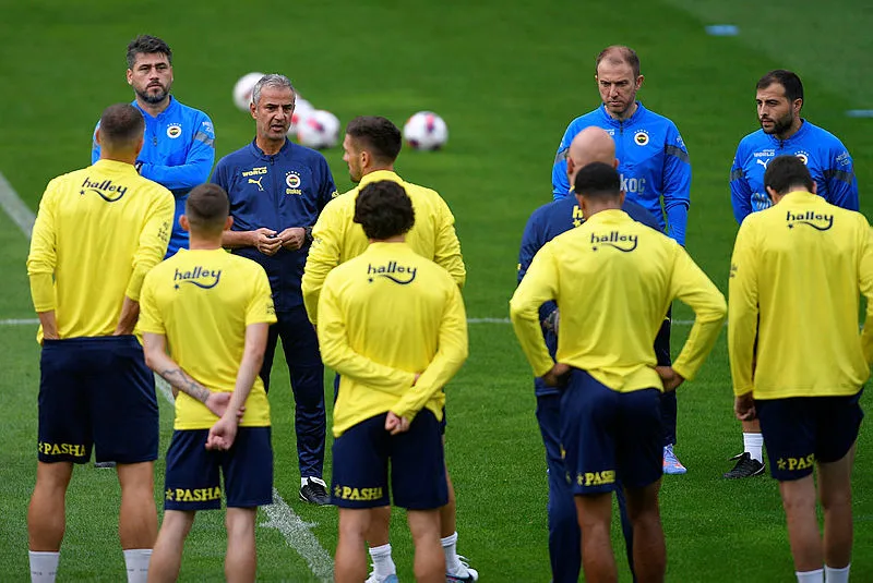 Fenerbahçe'de bir ayrılık daha! İşte yeni takımı - 3