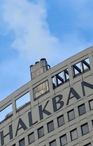Halkbank 2002’den beri kredilerini 270 kat artırdı