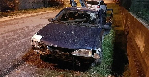 Ehliyetsiz sürücü duvara çarptı