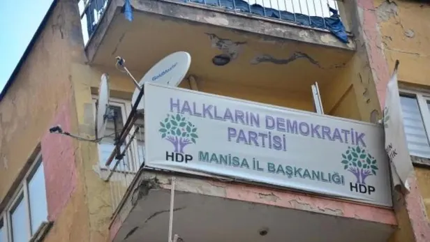 manisada-pkkkck-teror-orgutune-es-zamanli-operasyon-2si-hdp-ilce-baskani-10-gozalti-1644858580113.jpeg