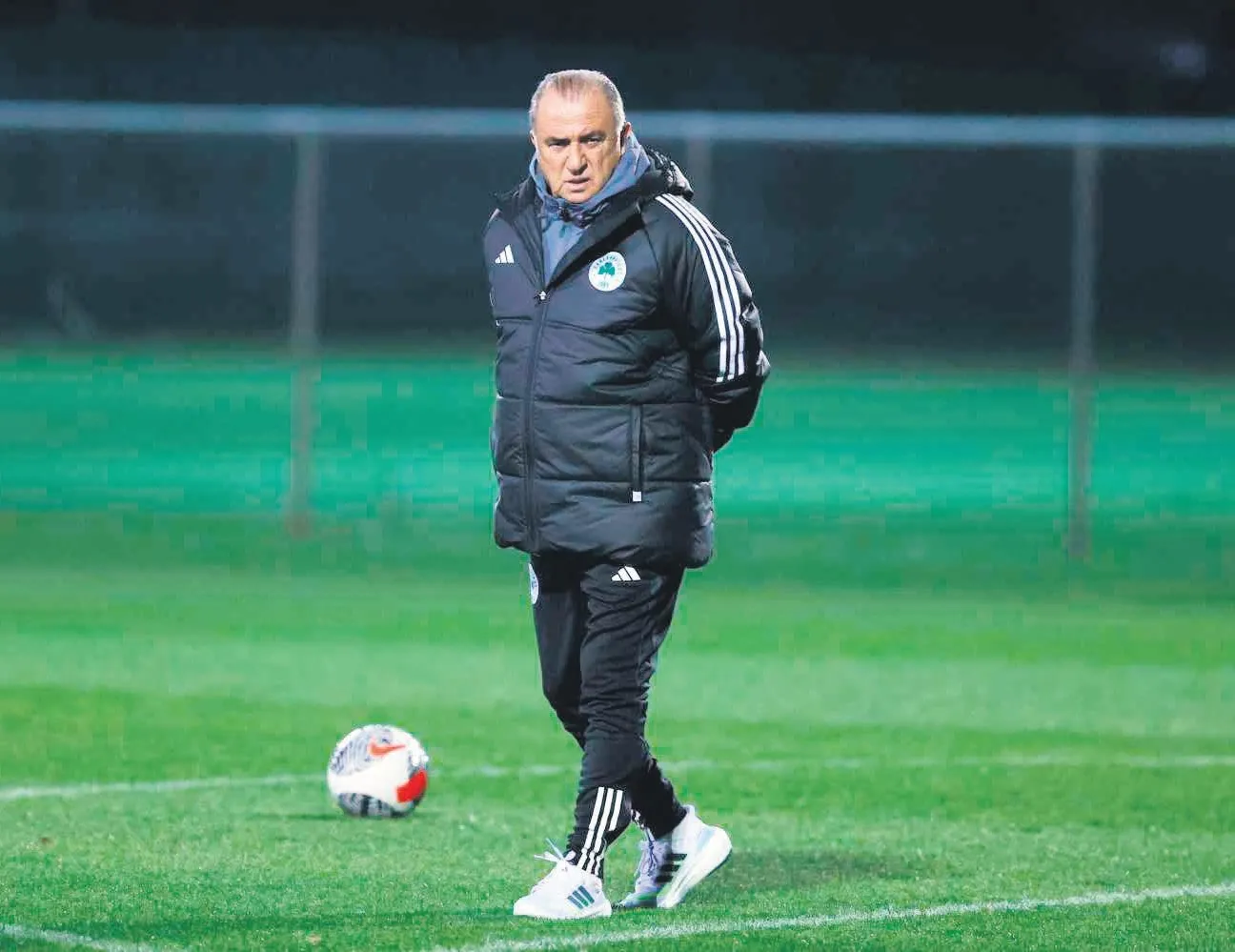 Terim’e eleştiri bombardımanı