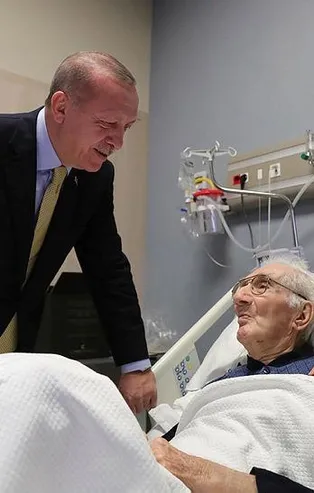 Başkan Erdoğan'dan yaşayan efsane Alaeddin Yavaşca'ya ziyaret