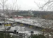 Vatandaşlar yoğunluktan şikayetçiyken İBB otobüs ve metrobüsleri İETT Garajında bekletiyor!