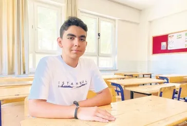 Depremden sağ kurtuldu LGS'de 1. oldu!