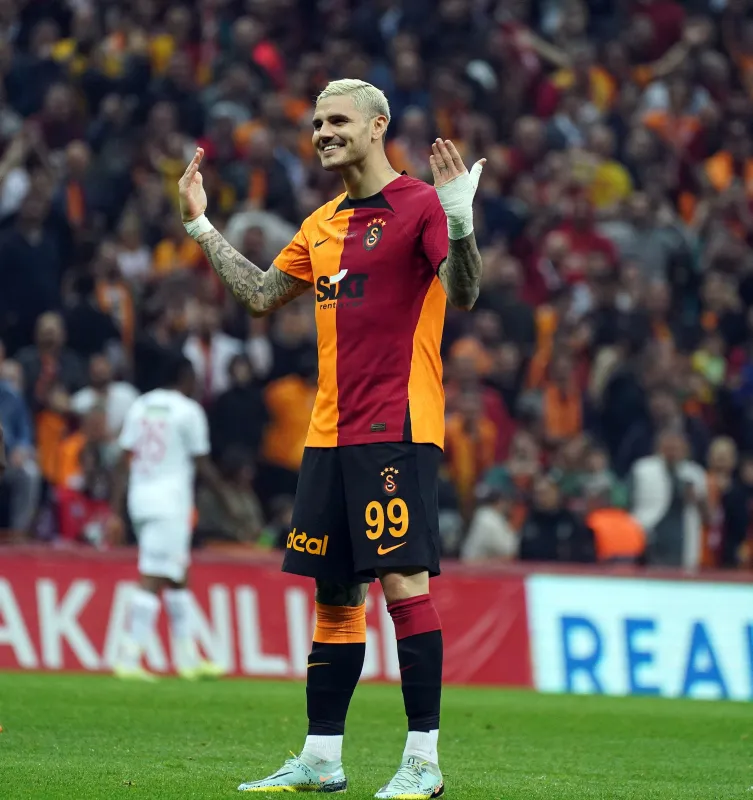 Wanda Nara Galatasaray'a haber yolladı! Icardi... - 7