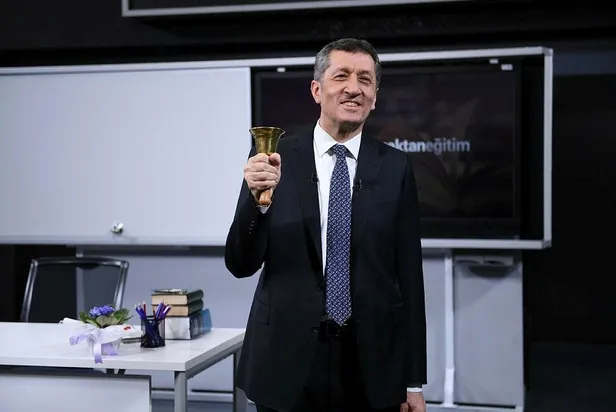 Son dakika: Milli Eğitim Bakanı Ziya Selçuk açıkladı: "EBA Canlı Sınıf" uygulaması devreye alınacak-2