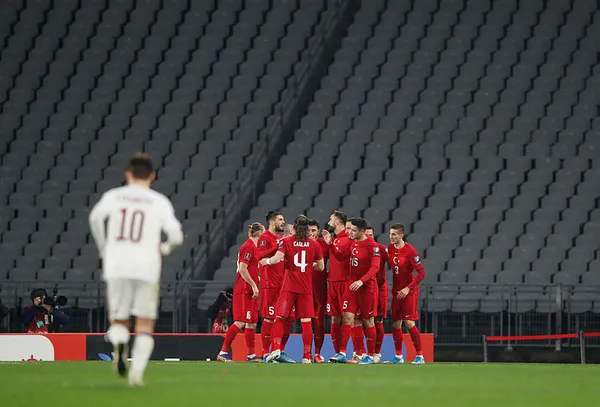 iste-turkiyenin-avrupa-futbol-sampiyonasi-macerasi-tarihimizde-5inci-kez-katiliyoruz-1623230466541.jpg İşte Türkiye'nin Avrupa Futbol Şampiyonası macerası! Tarihimizde 5'inci kez katılıyoruz-4