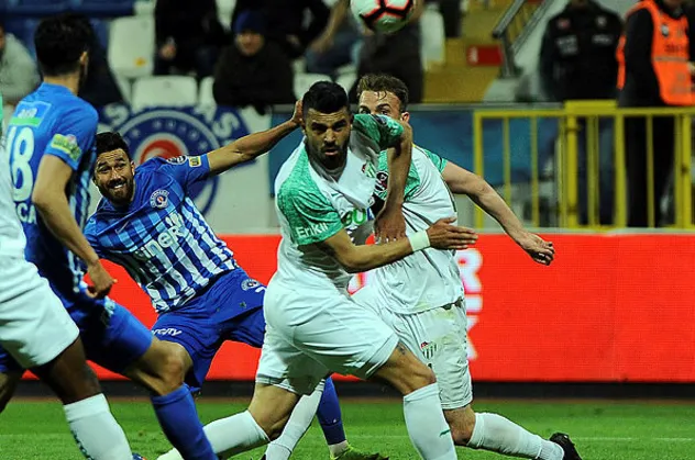 Kasımpaşa ve Bursaspor puanları paylaştı