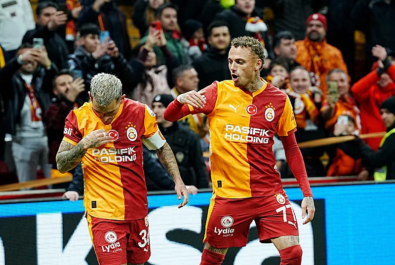 Spor yazarları Galatasaray - Alanyaspor maçını değerlendirdi! "Doğuştan Galatasaraylı" - 8
