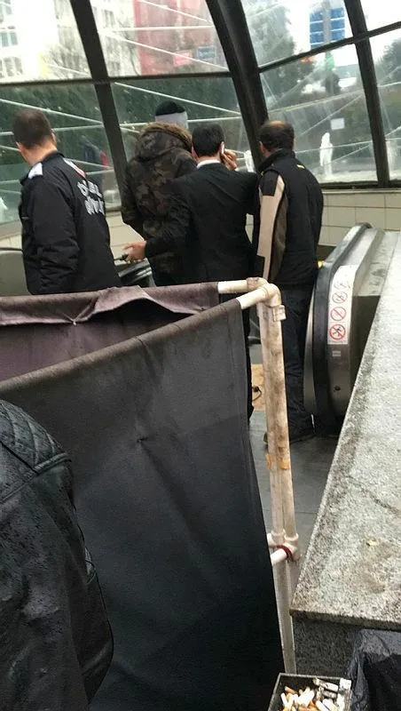 Maslak metrosunda yürüyen merdiven çöktü!-1