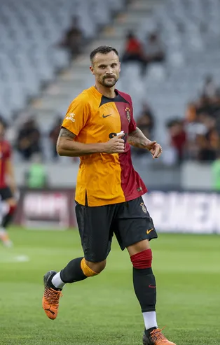 Galatasaray Salernitana ile berabere kaldı