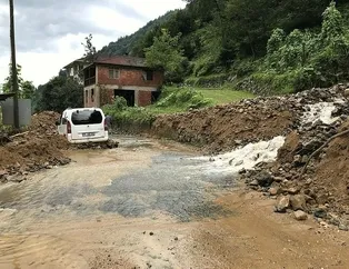Giresun'dan sonra Rize'de felaket! Şiddetli yağış sonrası 2 bina boşaltıldı