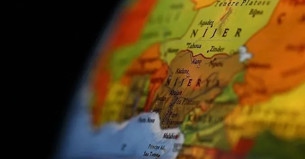 Nijerya’da tarihi cami çöktü: 10 ölü, 25 yaralı!
