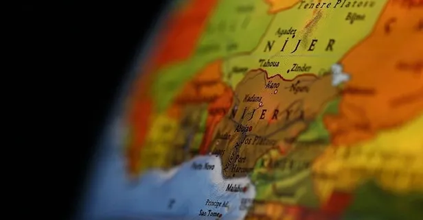 Nijerya’da tarihi cami çöktü: 10 ölü, 25 yaralı!