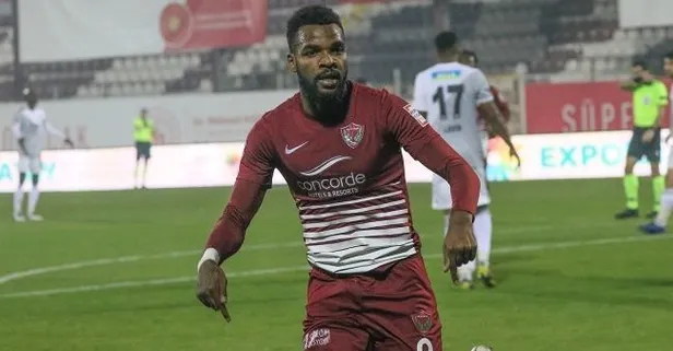 Galatasaray'da Aaron Boupendza bombası