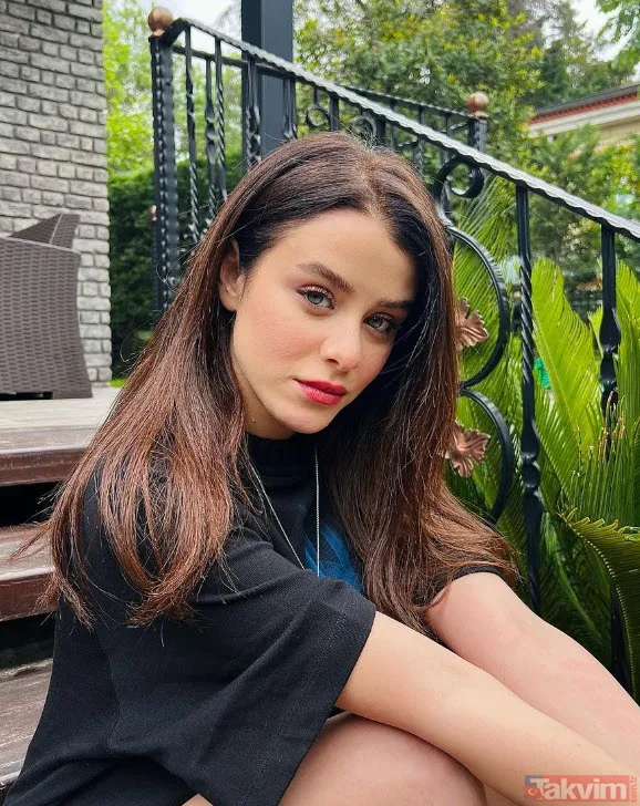 Miray Daner sırılsıklam aşık! Seda Sayan'ın oğlu Oğulcan Engin'i çabuk unuttu teknede saatlerce aşkının göğsünde yattı - 2