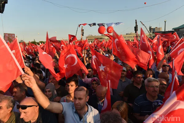 İstanbul'da vatandaşlar Atatürk Havalimanı'na akın etti! Alan doldu taştı - 33