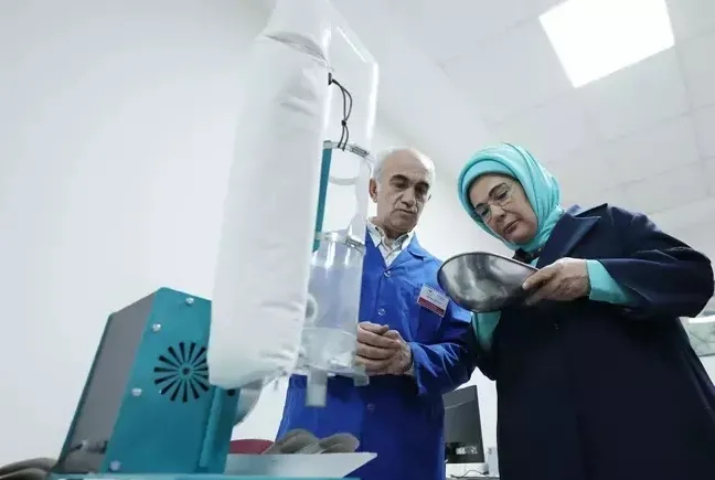 Emine Erdoğan ziyaret etti