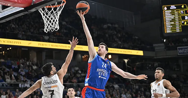Anadolu Efes Real Madrid'i dize getirdi: 64-74 MAÇ SONUCU