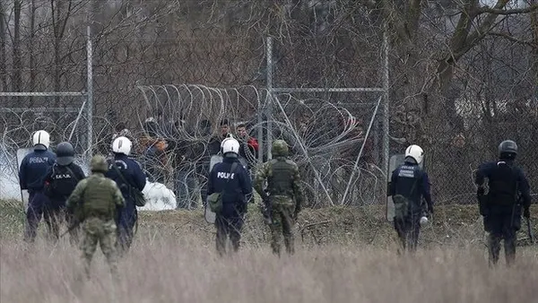Türkiye'ye karşı silahlanmaya milyarlar akıtan Yunanistan'da durum içler acısı! Bir tabak bedava yemek için kilometrelerce kuyruk!-8