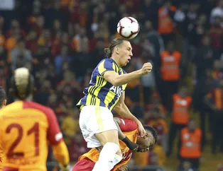 Dört gollü derbide kazanan çıkmadı | Galatasaray: 2 - Fenerbahçe: 2 maç sonucu