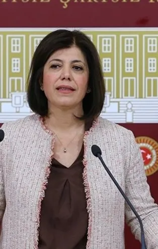 HDP'li Meral Danış Beştaş eylem yapan anneler ile dalga geçti