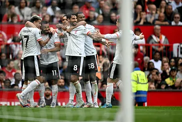 Liverpool Manchester’ı yıktı!