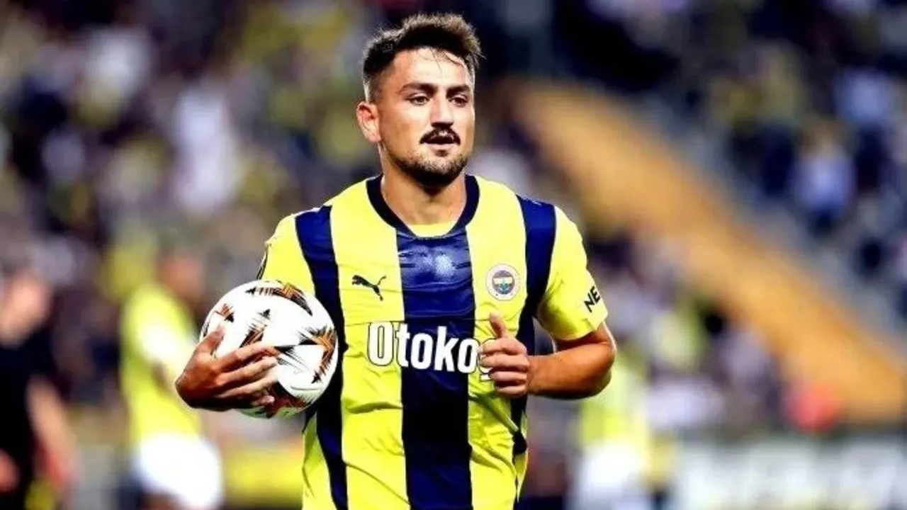 Cengiz Ünder elde kaldı!