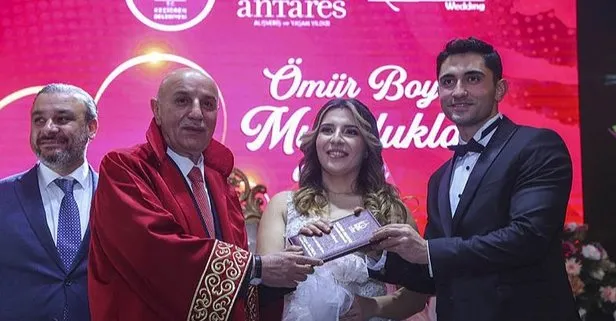 Cumhur İttifakı’nın Ankara adayı Turgut Altınok 14 Şubat Sevgililer Günü’nde 14 çiftin nikahını kıydı!