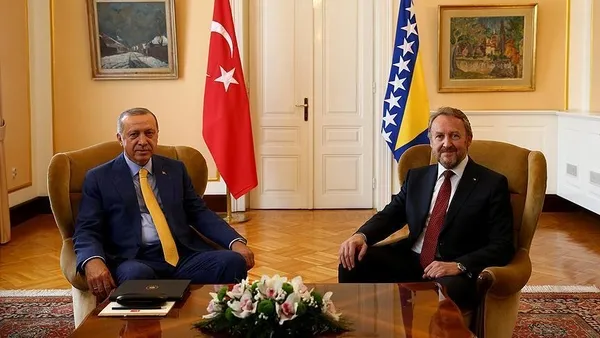 Cumhurbaşkanı Erdoğan, İzzetbegovic ile bir araya geldi-1