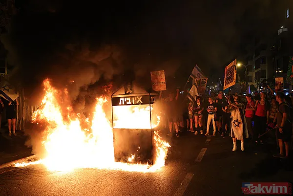 Tel Aviv'de isyan ateşi büyüyor! Katil Netanyahu'nun istifası için on binlerce İsrailli yine sokaklara akın etti - 24