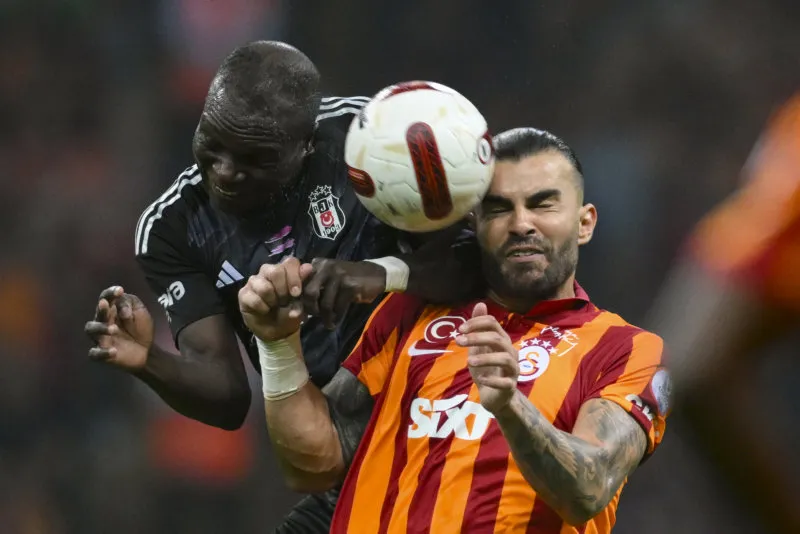 Mert Günok'un Galatasaray - Beşiktaş derbisinde gördüğü kırmızı kart doğru mu? İşte o yorum - 5