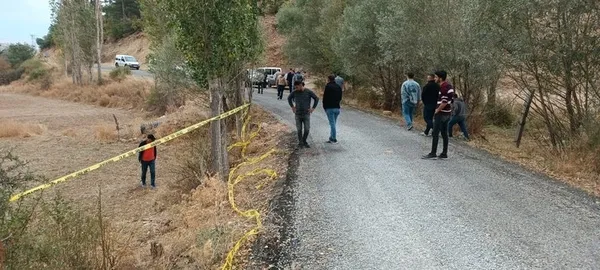 İçişleri Bakanlığı'na saldıran teröristler veteriner Mikail Bozlağan'ı şehit etmişti! Kayseri'de güvenlik güçlerini alarma geçiren olay! 4 terörist yaşlı kadının kapısına dayandı-6